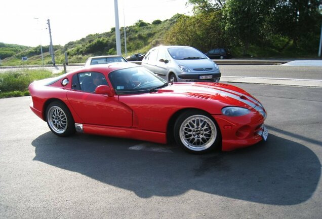 Dodge Viper GTS