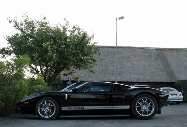 Ford GT