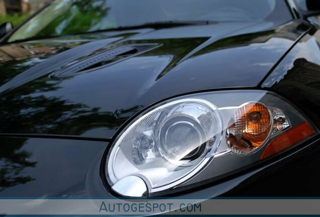 Jaguar XKR Convertible 2006