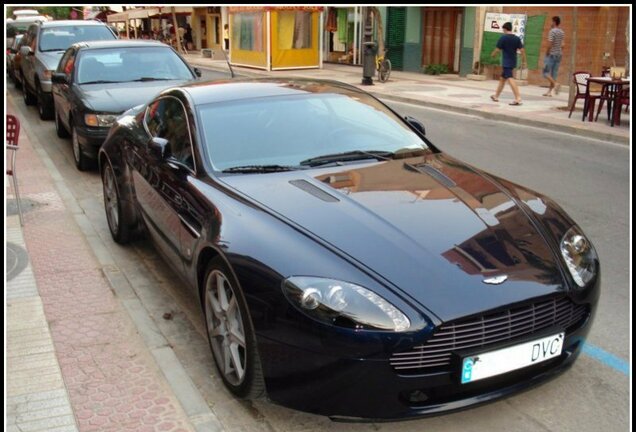 Aston Martin V8 Vantage