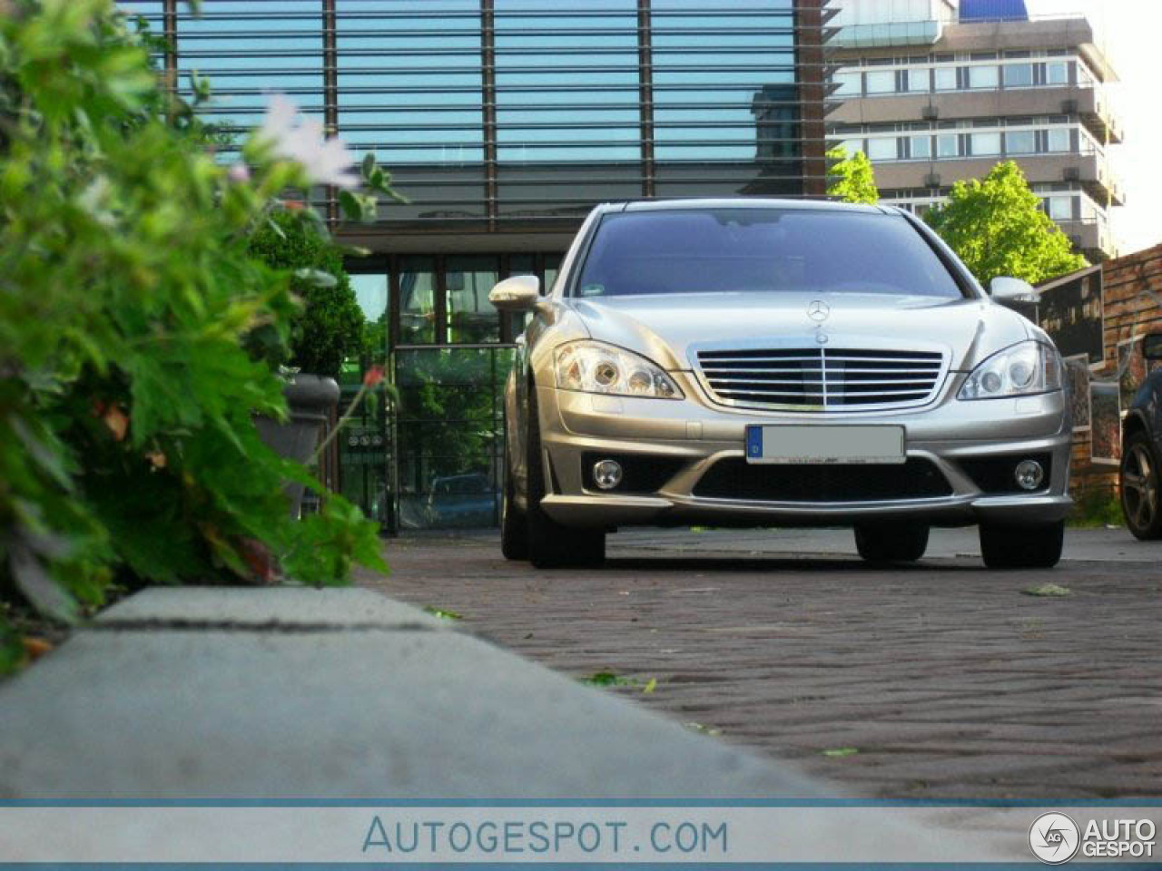 Mercedes-Benz S 65 AMG V221