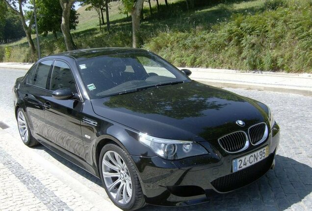 BMW M5 E60 2005