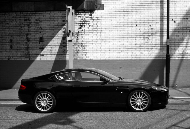 Aston Martin DB9