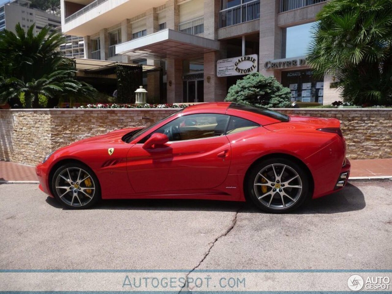 Ferrari California