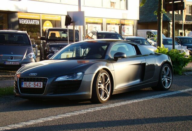 Audi R8