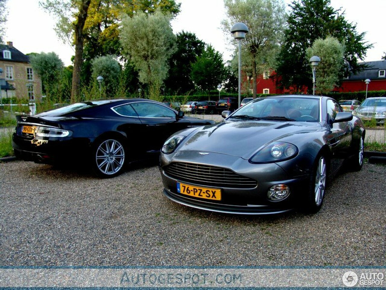 Aston Martin Vanquish S