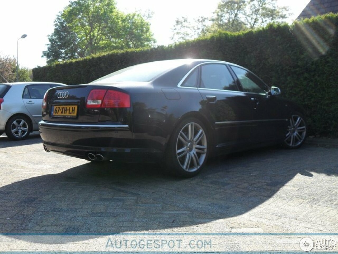 Audi S8 D3