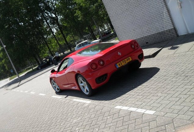 Ferrari 360 Modena