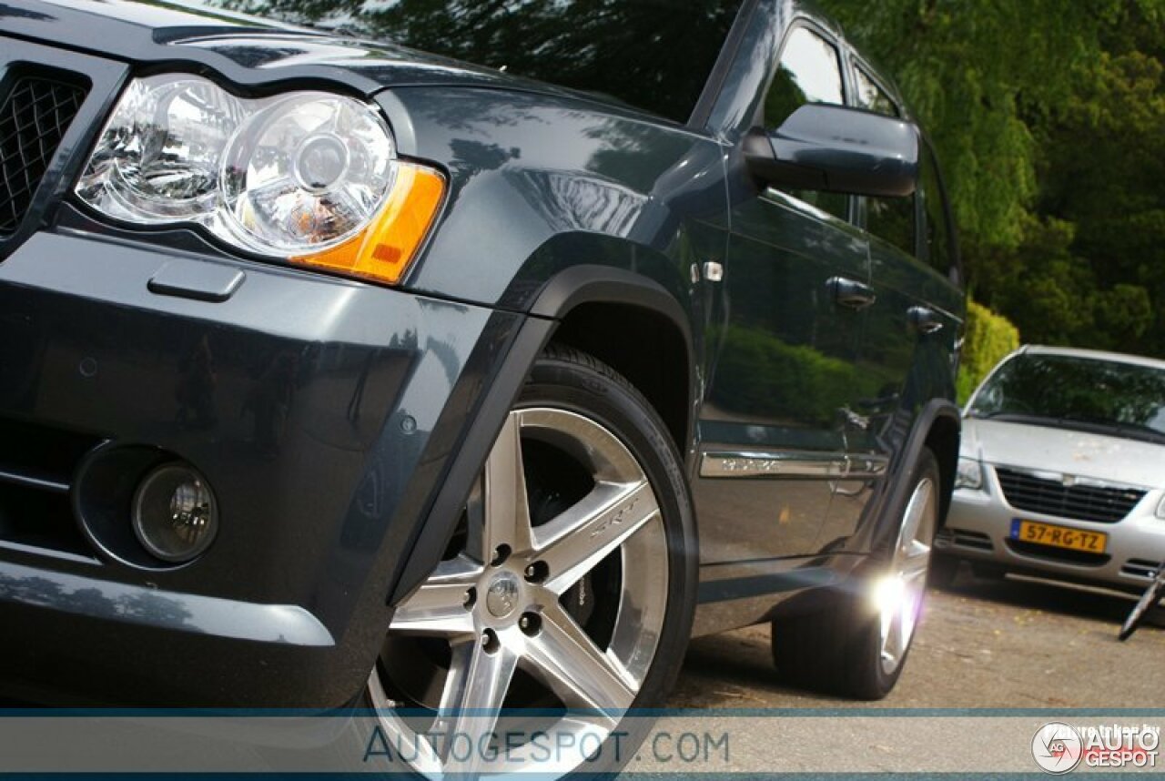 Jeep Grand Cherokee SRT-8 2005