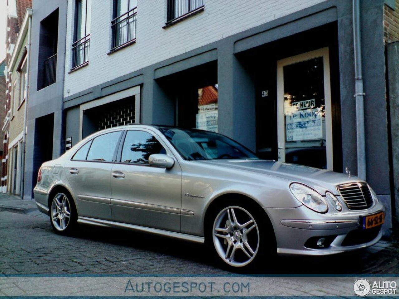 Mercedes-Benz E 55 AMG