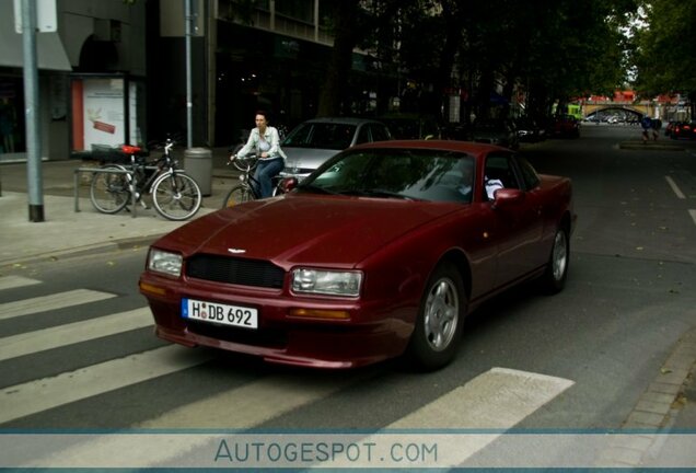 Aston Martin Virage