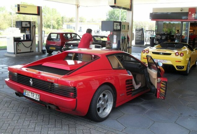 Ferrari Testarossa