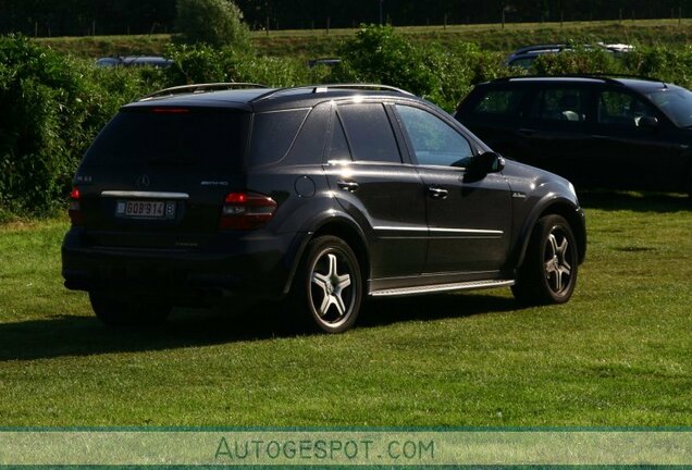 Mercedes-Benz ML 63 AMG W164