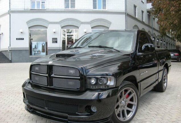 Dodge RAM SRT-10