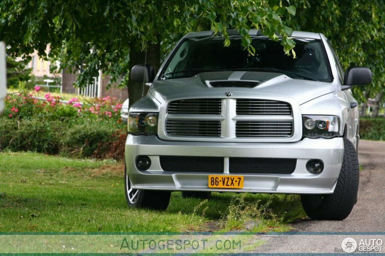 Dodge RAM SRT-10 Quad-Cab