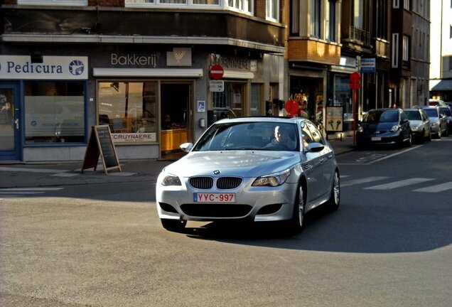 BMW M5 E60 2005