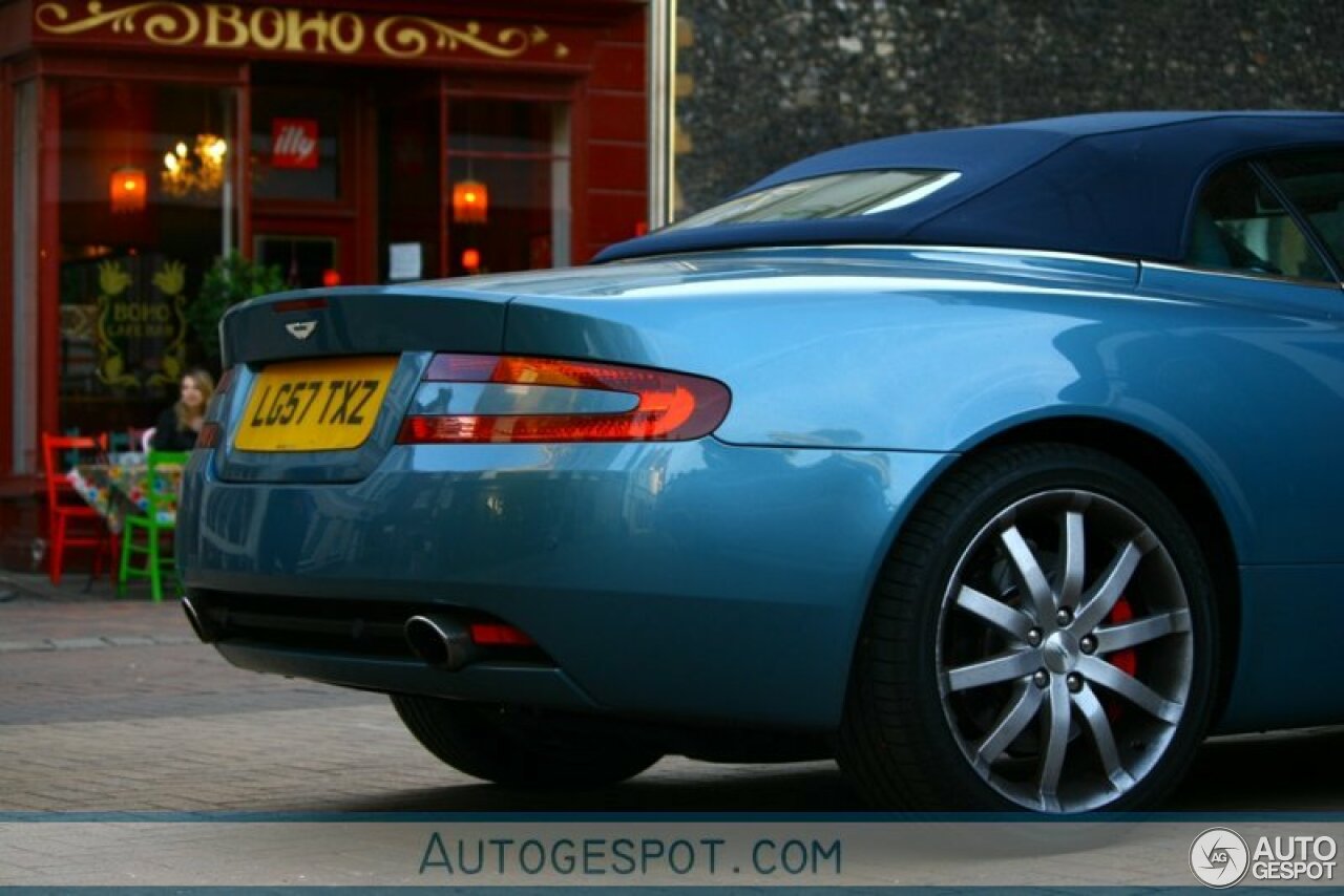 Aston Martin DB9 Volante