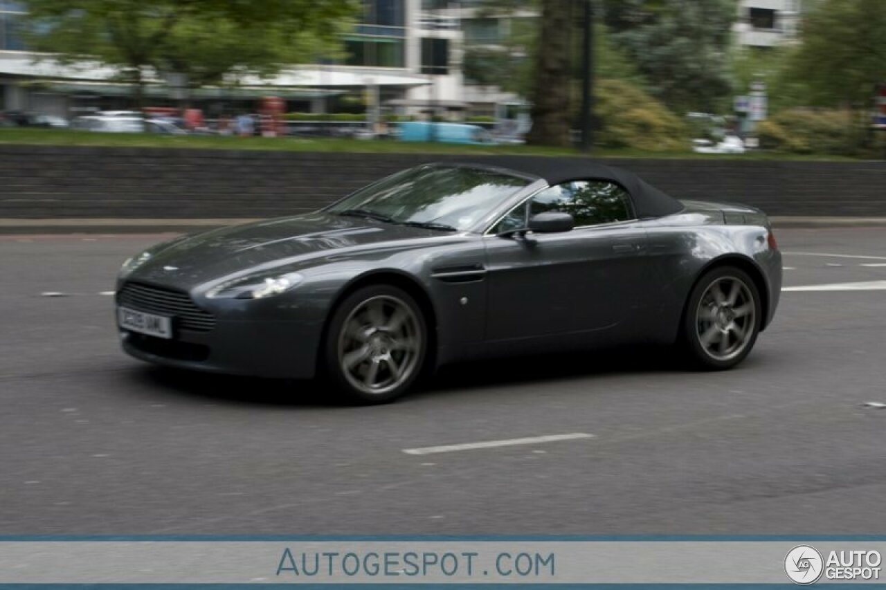 Aston Martin V8 Vantage Roadster