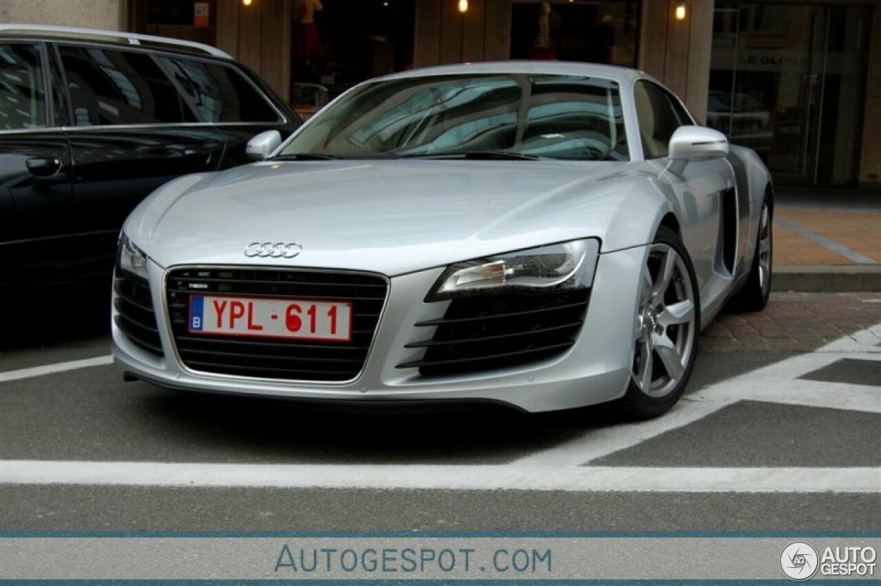 Audi R8