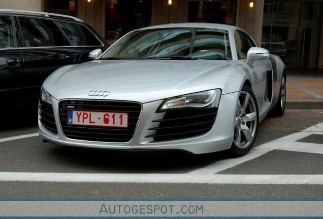 Audi R8