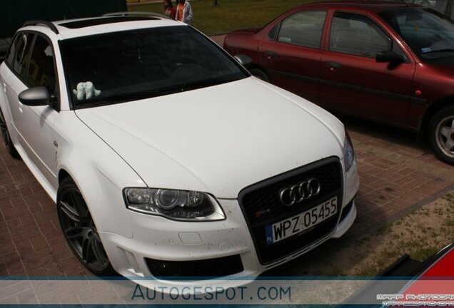 Audi RS4 Avant B7