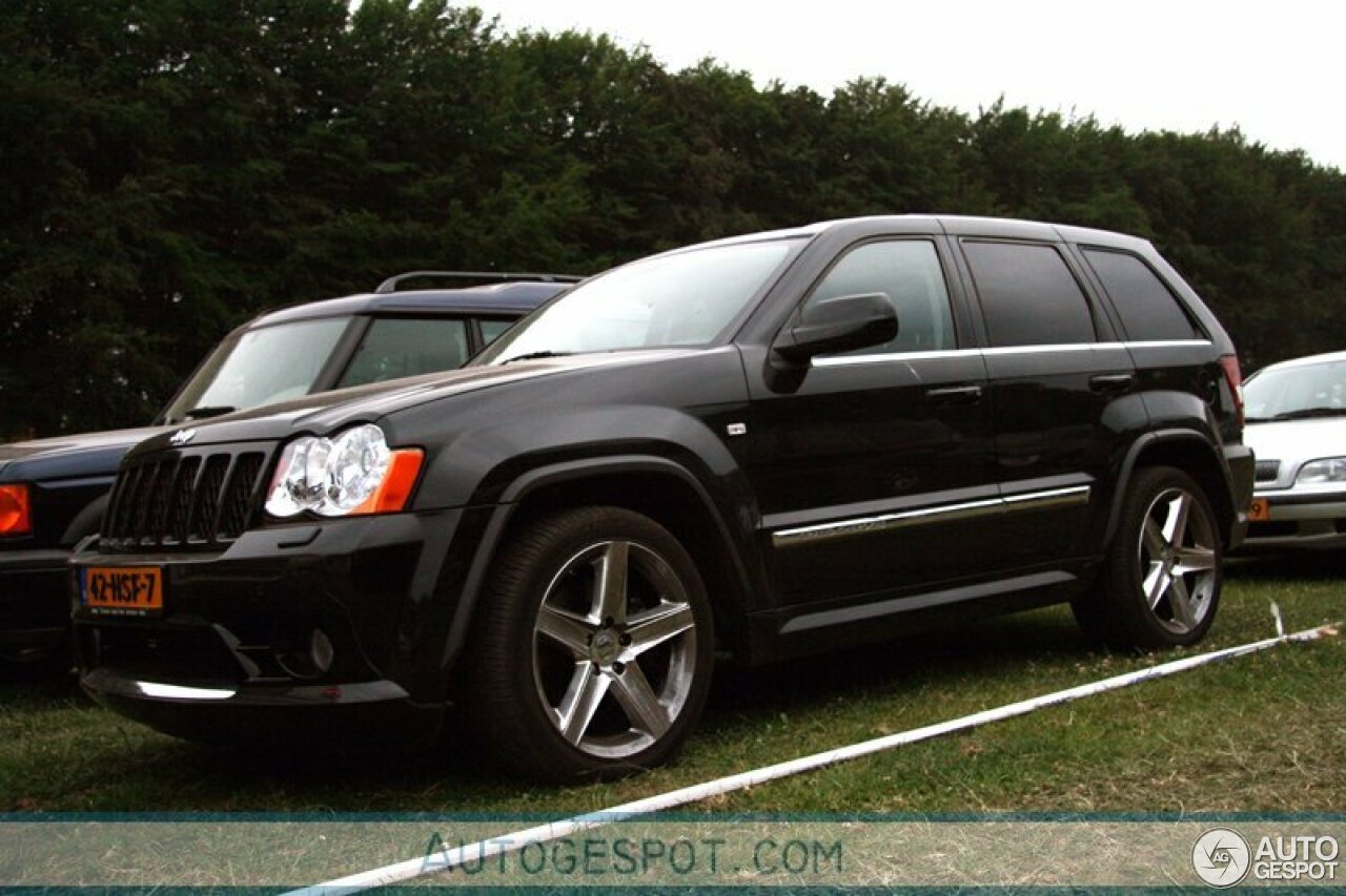 Jeep Grand Cherokee SRT-8 2005