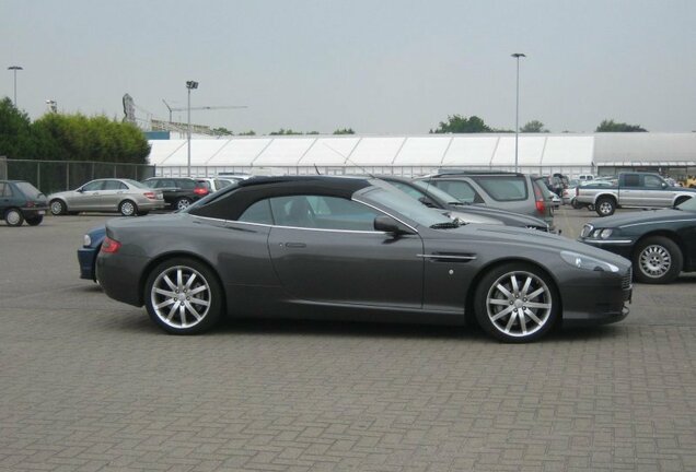 Aston Martin DB9 Volante