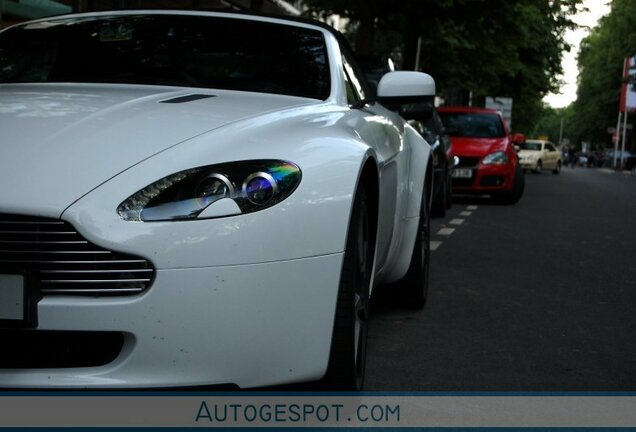 Aston Martin V8 Vantage Roadster