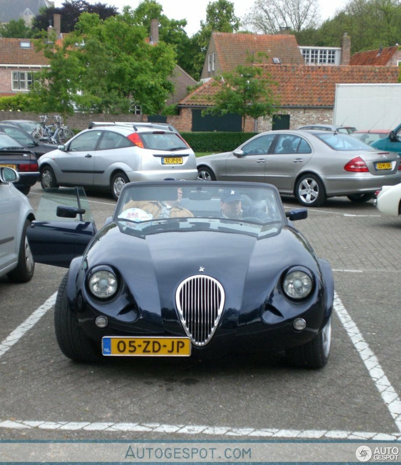 Wiesmann Roadster MF3