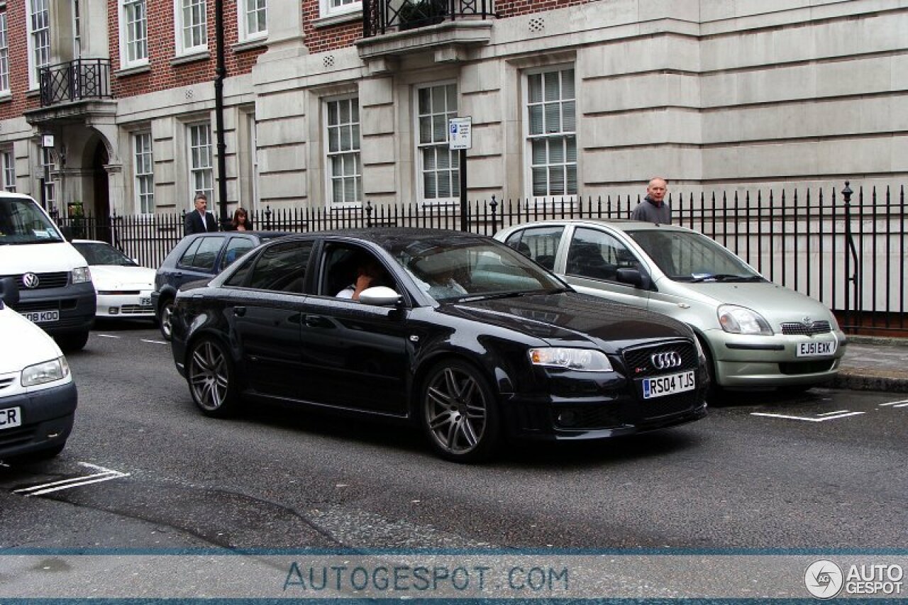 Audi RS4 Sedan