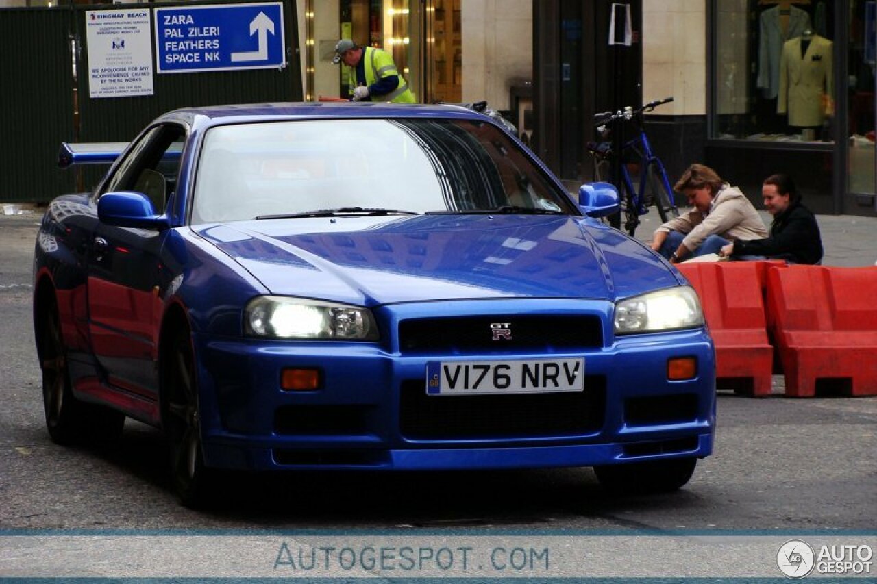 Nissan Skyline R34 GT-R V-Spec