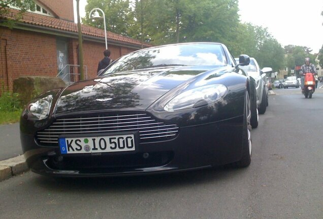 Aston Martin V8 Vantage Roadster