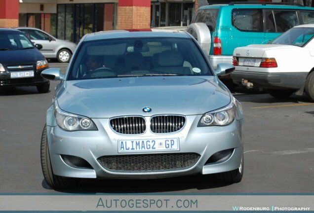 BMW M5 E60 2005