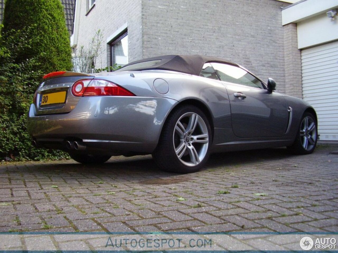 Jaguar XKR Convertible 2006