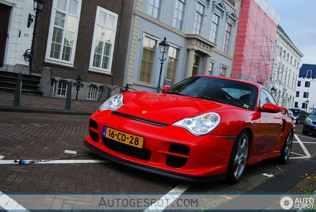 Porsche 996 GT2