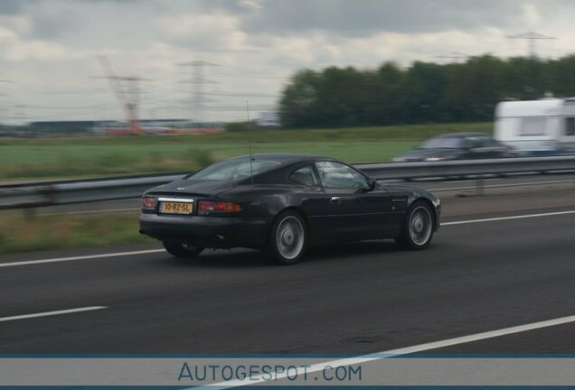 Aston Martin DB7