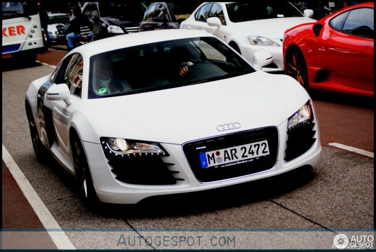 Audi R8