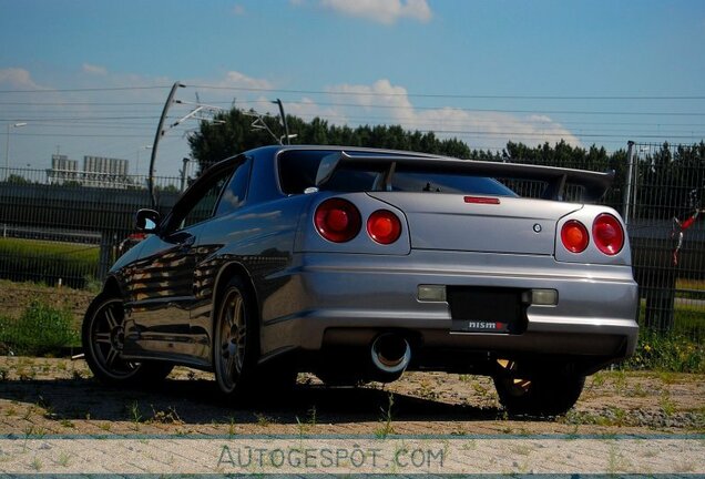 Nissan Skyline R34