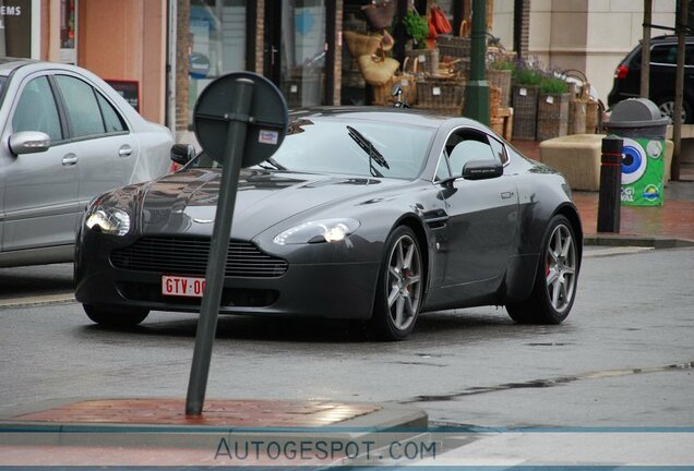 Aston Martin V8 Vantage