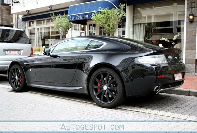 Aston Martin V8 Vantage N400