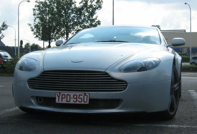 Aston Martin V8 Vantage N400