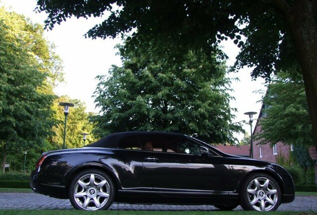 Bentley Continental GTC