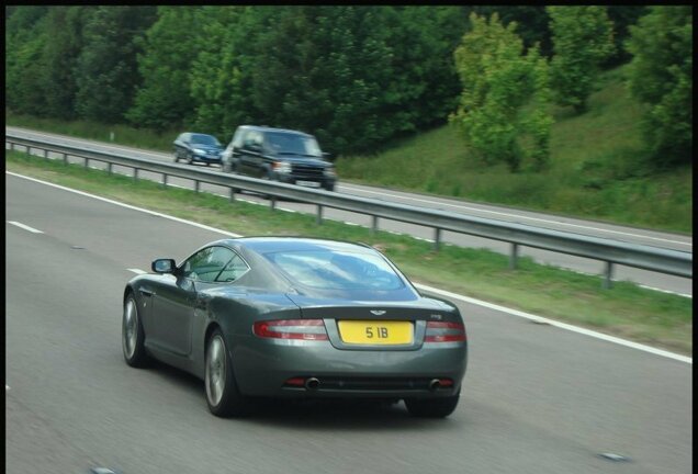 Aston Martin DB9