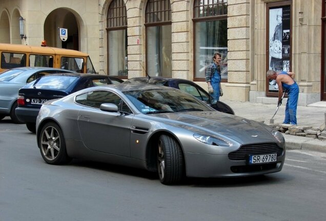 Aston Martin V8 Vantage