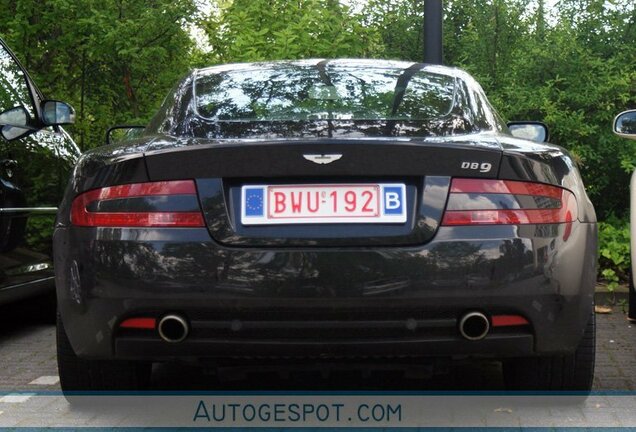 Aston Martin DB9