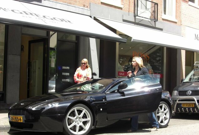 Aston Martin V8 Vantage