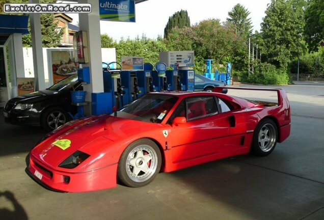 Ferrari F40