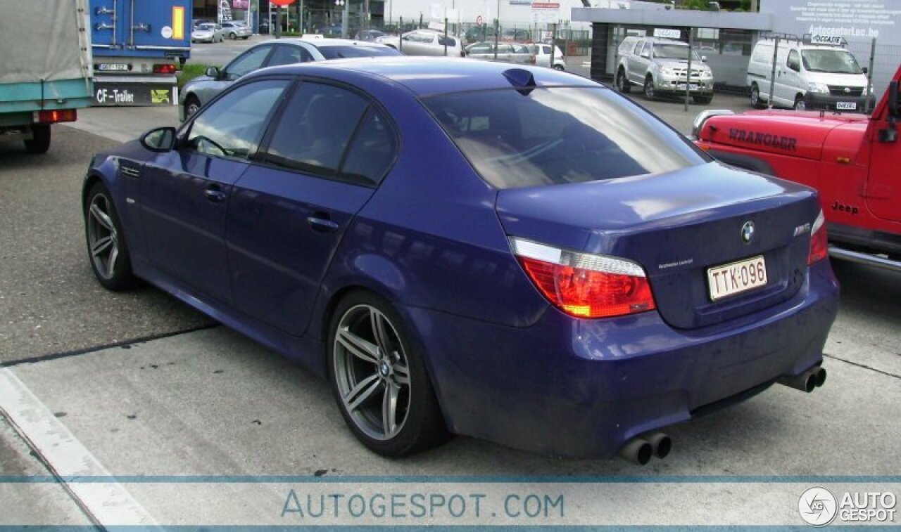 BMW M5 E60 2005