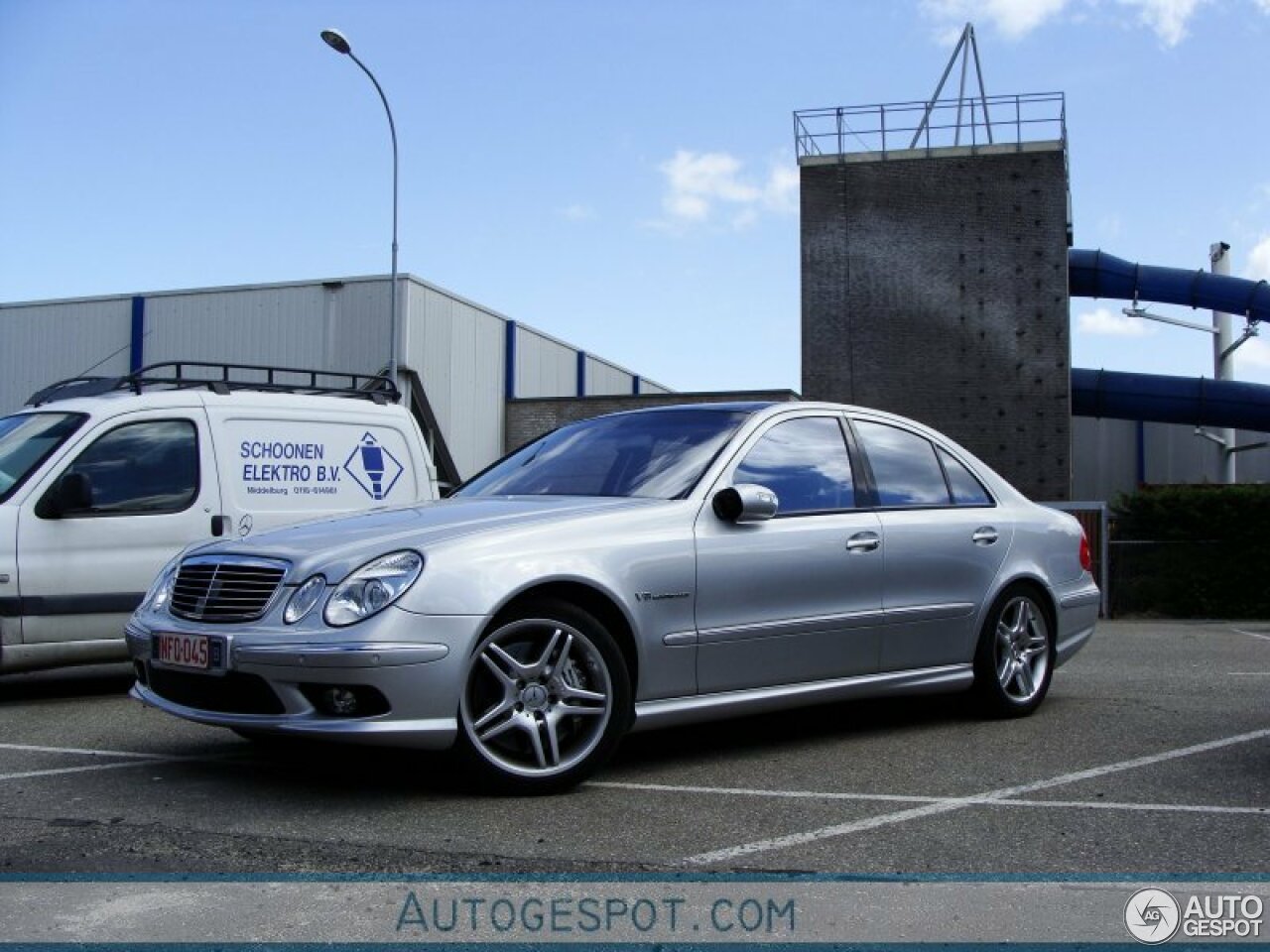 Mercedes-Benz E 55 AMG