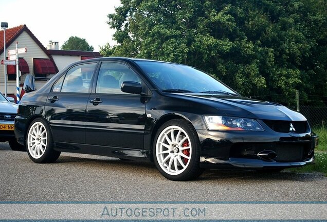 Mitsubishi Lancer Evolution IX